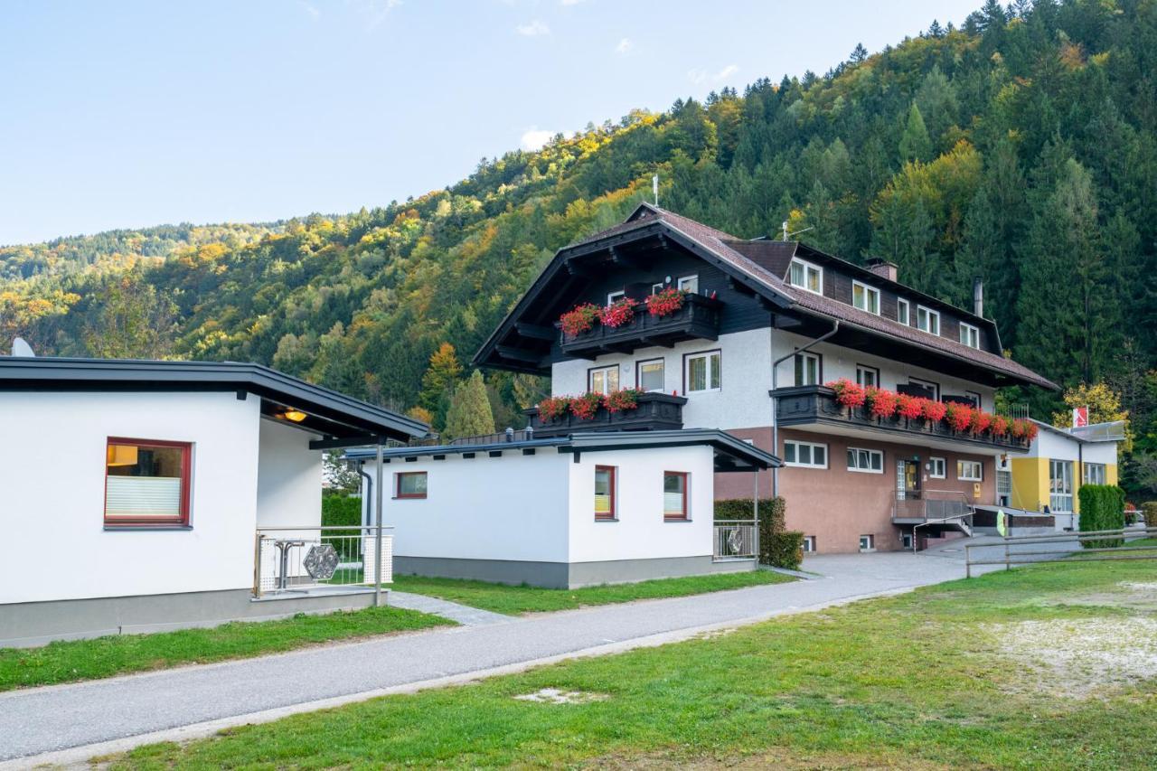 Camping Chalets Brunner Am See Villa Döbriach Exterior foto