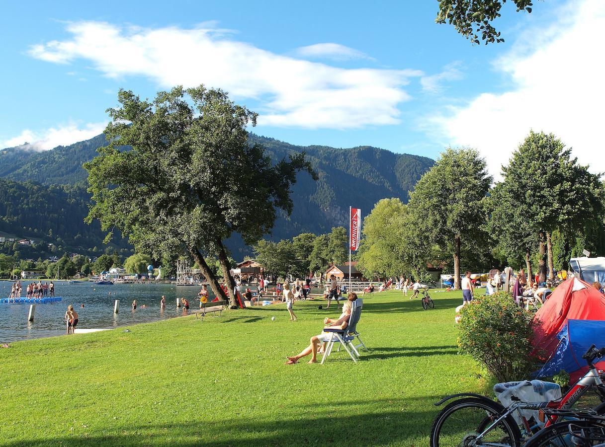 Camping Chalets Brunner Am See Villa Döbriach Exterior foto